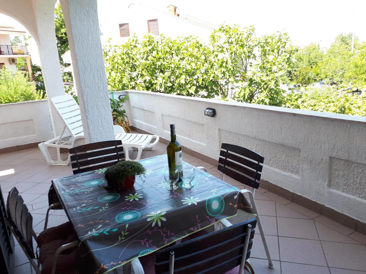 Apartments Vila Ida Vantacici Buitenkant foto