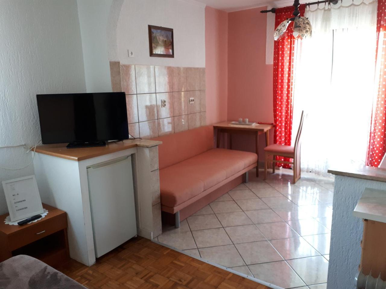 Apartments Vila Ida Vantacici Buitenkant foto